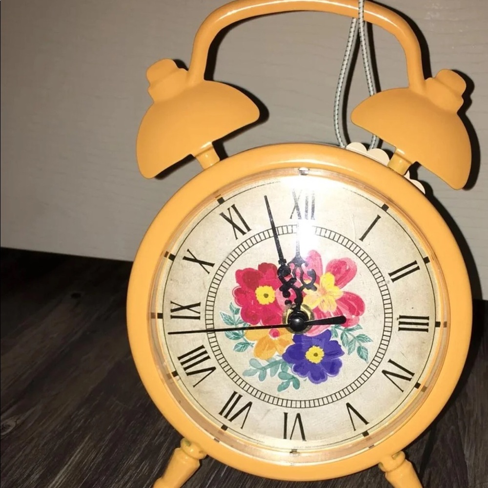 Pioneer Woman Floral Clock